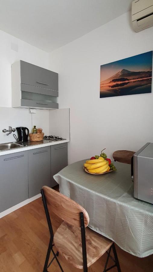 Apartmani Masline Jasenice  Ngoại thất bức ảnh